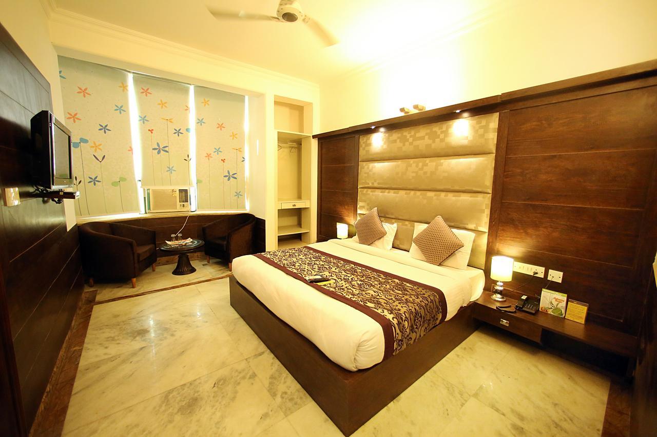 Hotel Aero Star Near Delhi Airport New Delhi Extérieur photo