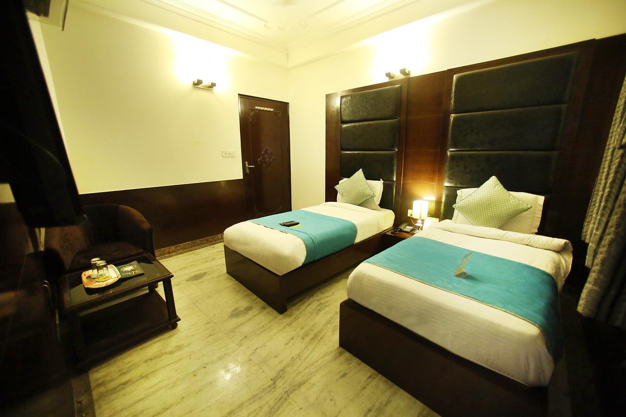 Hotel Aero Star Near Delhi Airport New Delhi Extérieur photo